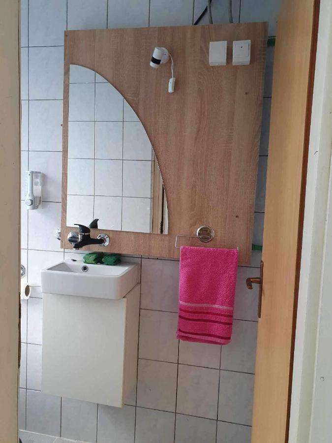 Smjestaj Lägenhet Doboj Exteriör bild